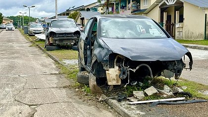 Illustration Les déchets s'amoncèlent dans les rues