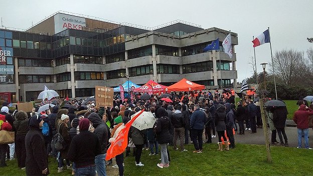 Illustration - Grève pour les salaires au Crédit Mutuel de Bretagne