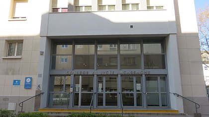 Illustration Des économies choquantes sur les collèges