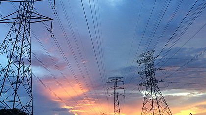 Illustration Produire de l'électricité ou des profits ?