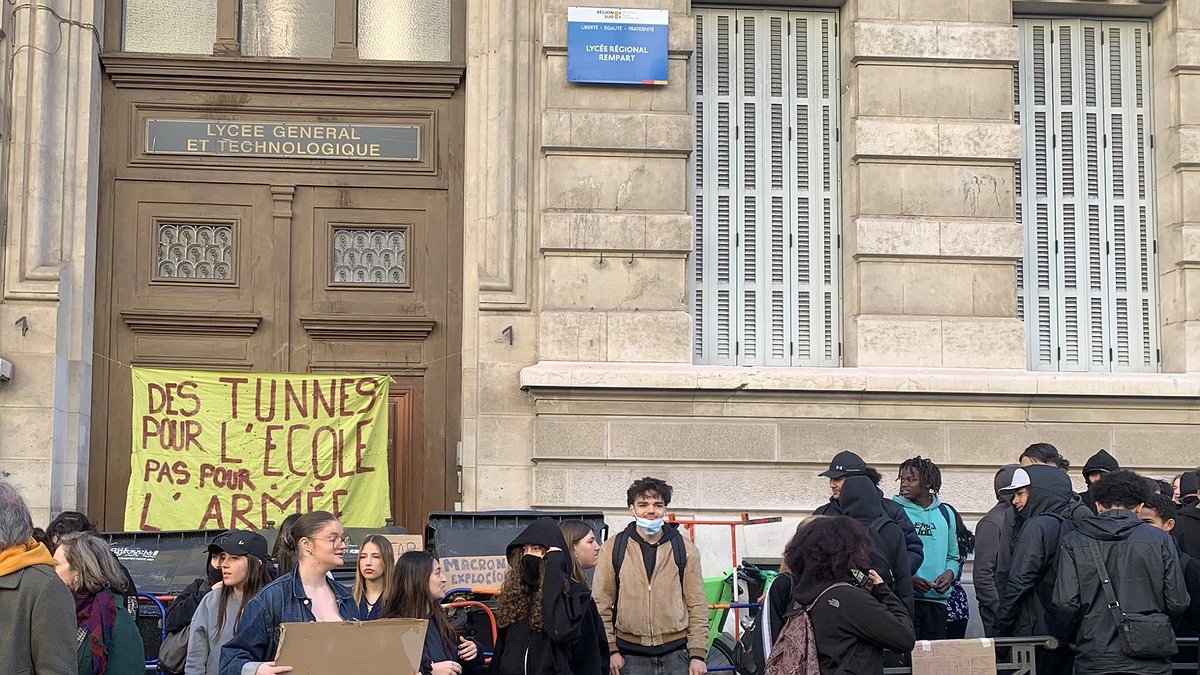Illustration - La mobilisation des lycéens et enseignants au Lycée Baldaccini (le Rempart)