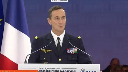 Illustration Pas question de sacrifier nos enfants  pour de sales guerres capitalistes !