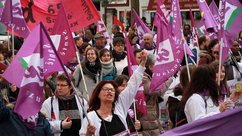 Illustration - dans la rue le 7 mars