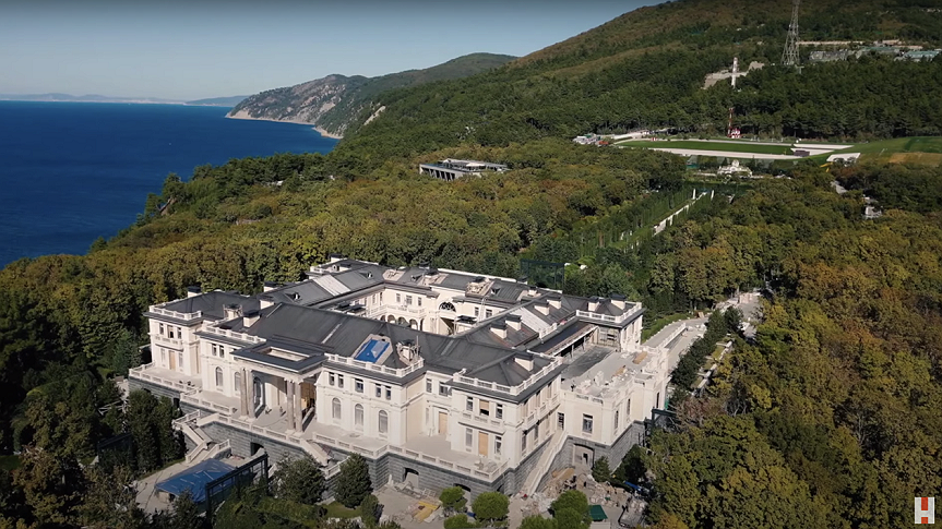 Illustration - Navalny et le “palais de Poutine”