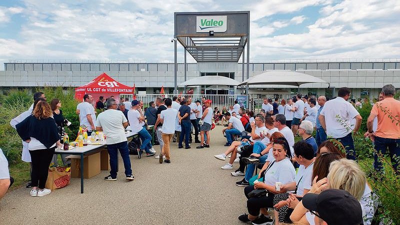 Illustration - mobilisation contre les menaces defermeture