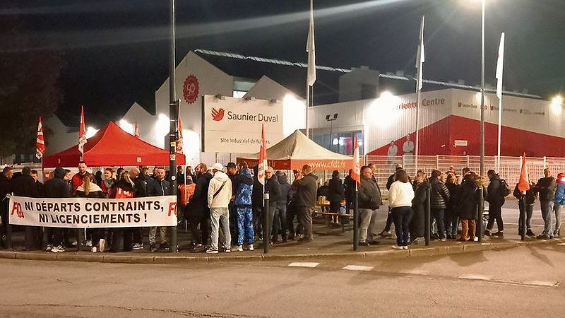 Illustration - première journée de grève contre leslicenciements