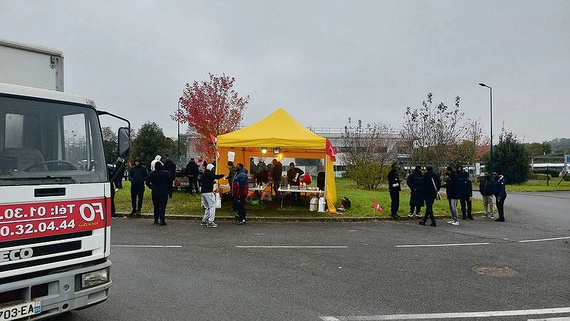 Illustration - les patrons passent, la force des travailleurs reste !