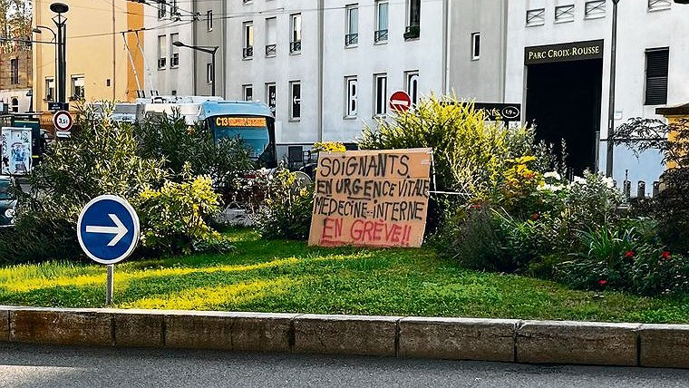 Illustration - un caillou dans la chaussure de ladirection