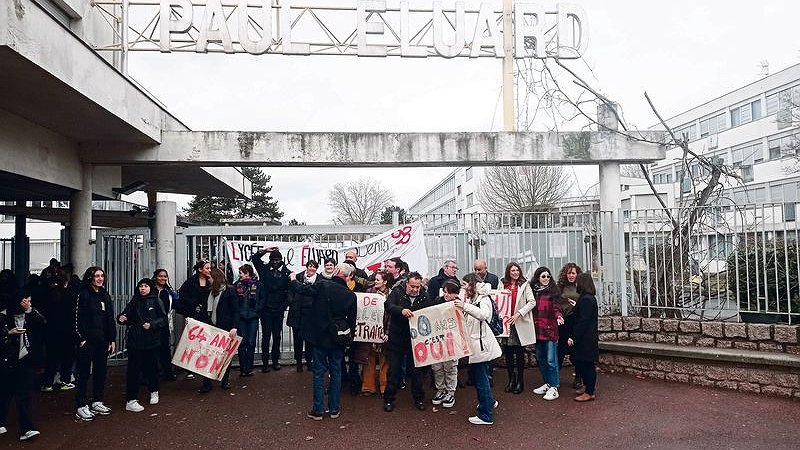 Illustration - grève et droit de retrait