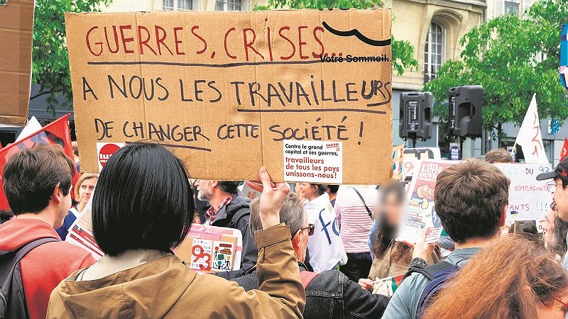 Illustration - travailleurs de tous les pays, unissons-nous !