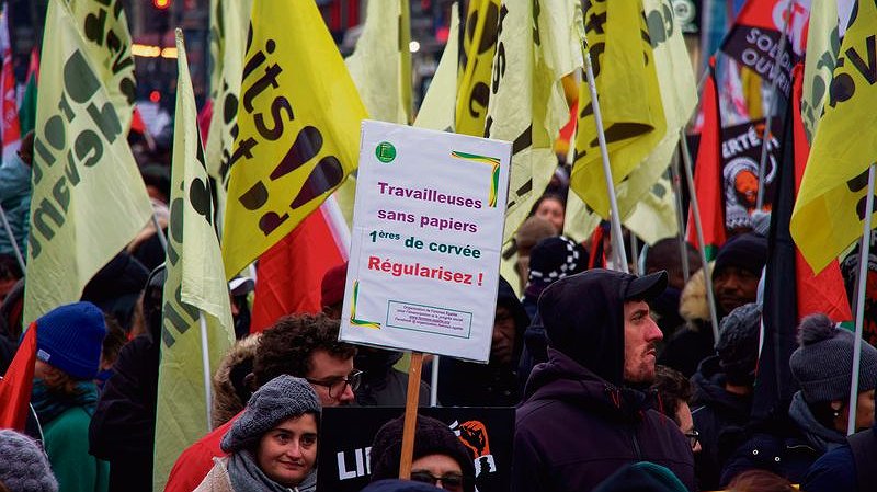 Illustration - <i>“Un sans-papiers accepte tout, ne se plaint jamais”</i>