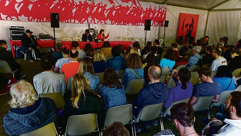 Illustration - De nombreux débats