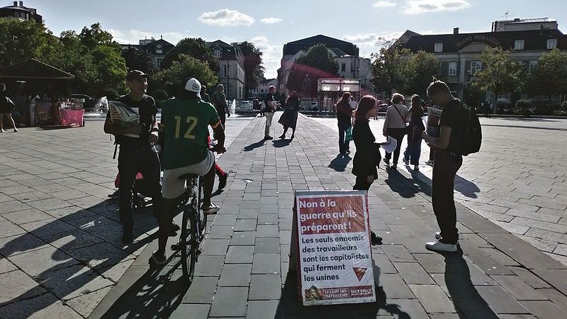 Illustration - Les militants de Lutte ouvrière à votre rencontre