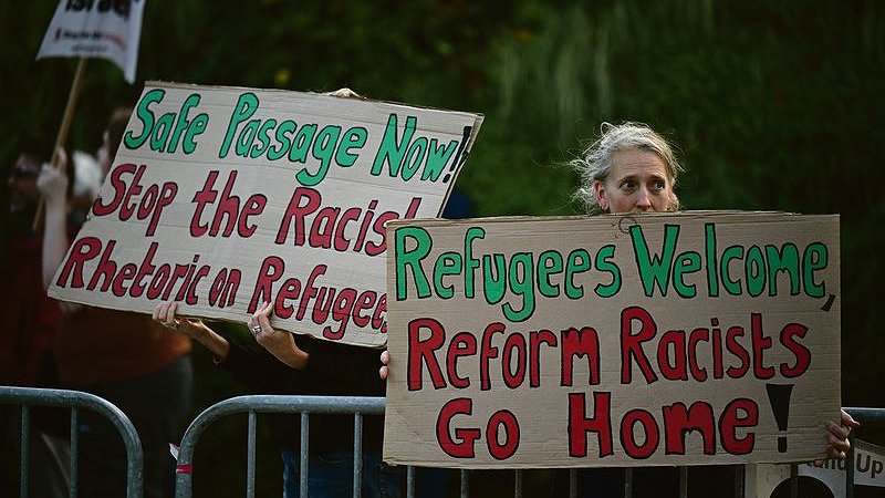 Illustration - le gouvernement Starmer à la remorque de l’extrême droite